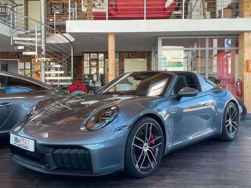 992