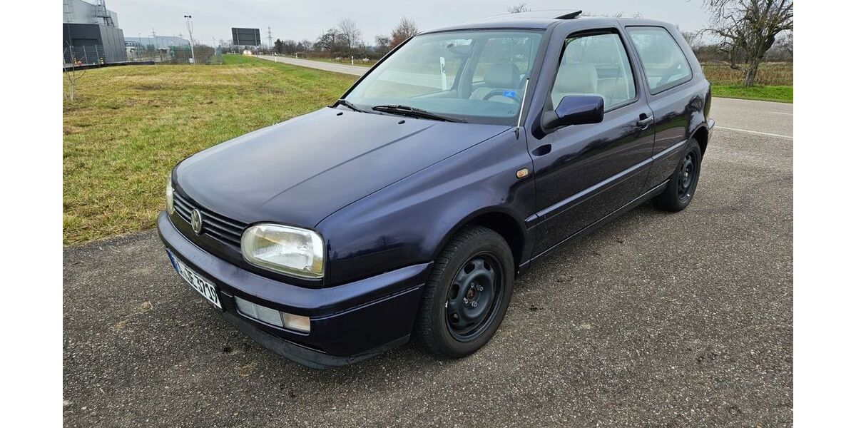 VW Golf 105.000 km 2.400 &euro; Ebenweiler 88370