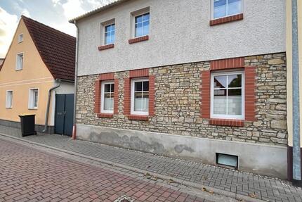 Haus Egeln - 3 Zimmer, 85 m&sup2;, 690&euro; | Angebot:27719977