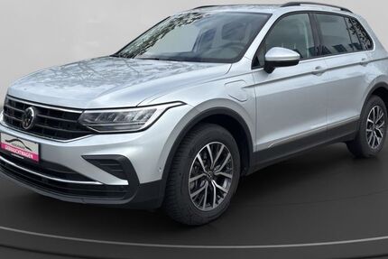VW Tiguan 35.699 km 27.490 &euro; Bad Kreuznach 55543