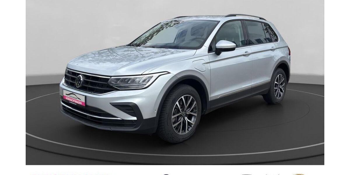 VW Tiguan 35.699 km 27.490 &euro; Bad Kreuznach 55543