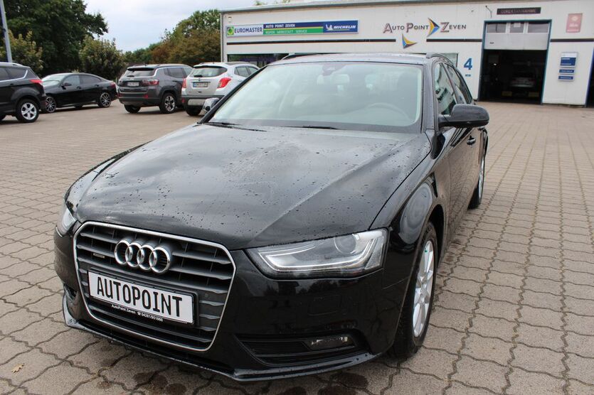 Audi A4 114.000 km 15.990 € Zeven 27404