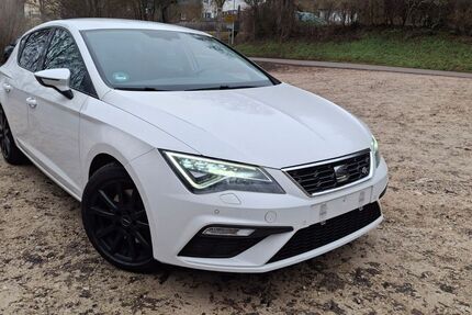 Seat Leon 65.431 km 17.890 &euro; Bad Abbach 93077