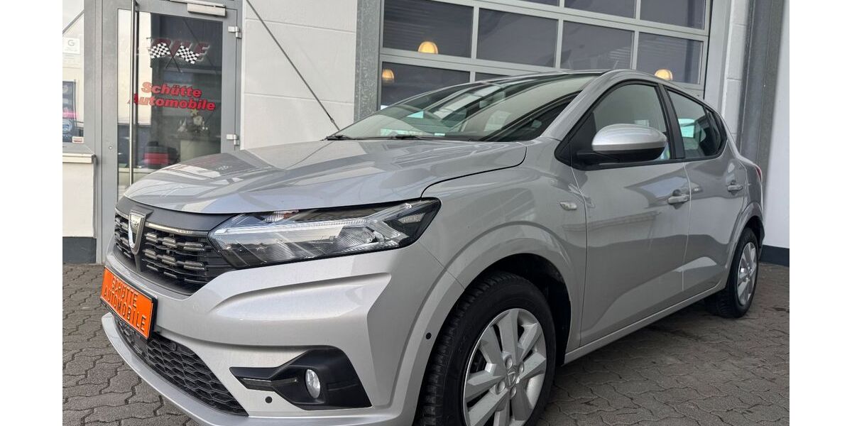 Dacia Sandero 40.000 km 16.490 &euro; Winterberg 59955