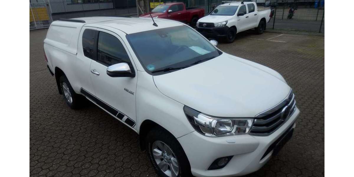 Toyota Hilux 156.880 km 28.800 &euro; Bergisch Gladbach 51469