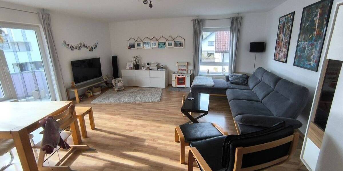 Etagenwohnung Bischofsheim - 3 Zimmer, 83 m&sup2;, 325.000&euro; | Angebot:25940394