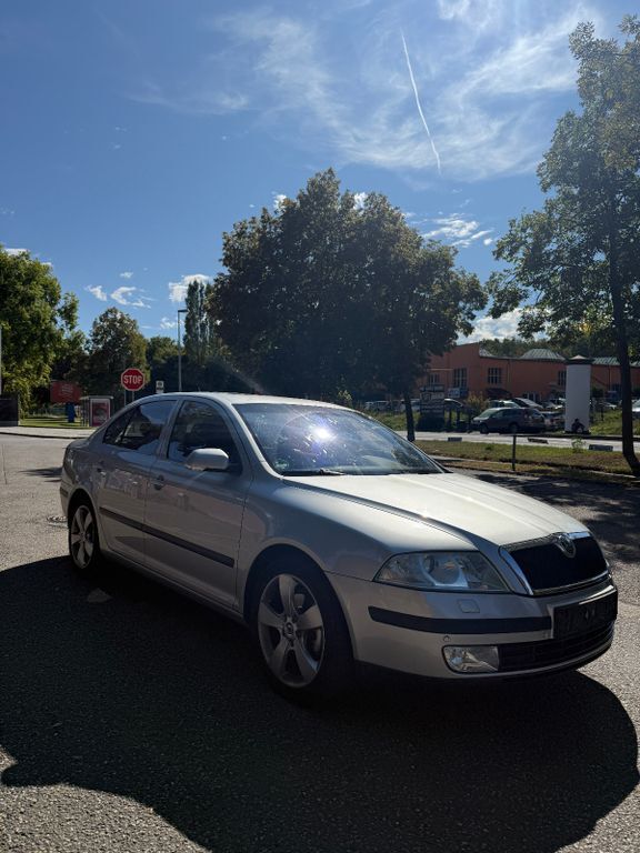 Skoda Octavia 225.000 km 2.990 € Chemnitz 09113
