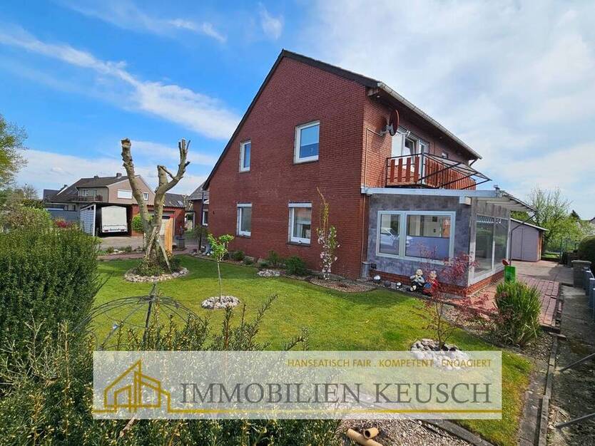 2 Fam.-Haus mit viel Platz, Sonnenterrasse & großem Balkon, div. Garagen & Werkstatt & Carport 7 zimmer