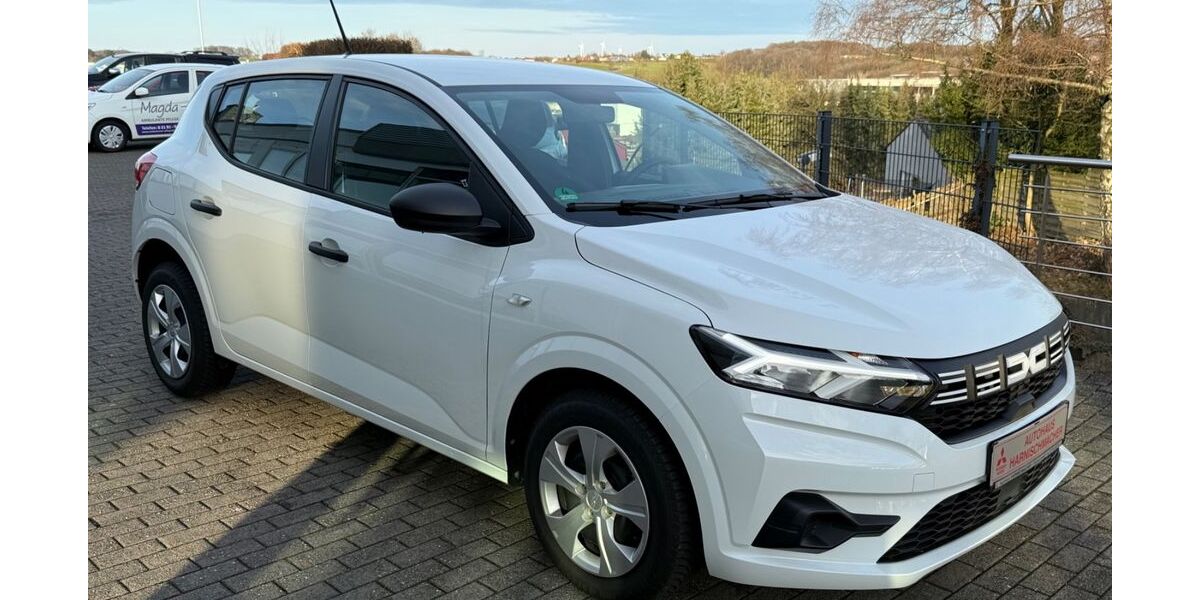 Dacia Sandero 7.084 km 15.700 &euro; Radevormwald 42477