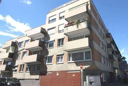Wohnung zum Kaufen in Pforzheim 179.000 € 61.62 m²