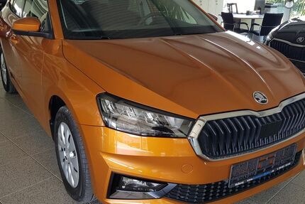 Skoda Fabia 14.114 km 17.950 &euro; Velburg 92355