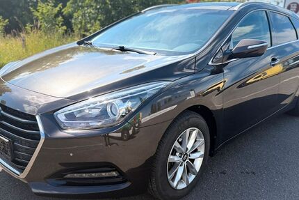 Hyundai i40 160.000 km 5.999 &euro; Berlin 12057