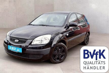 Kia Rio 125.087 km 2.699 &euro; Dresden 01237