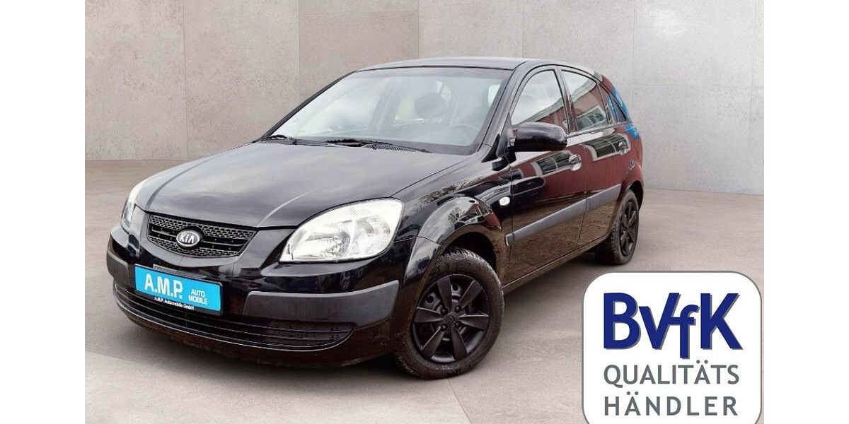 Kia Rio 125.087 km 2.699 &euro; Dresden 01237
