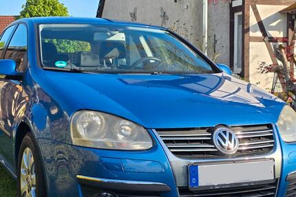 VW Golf 155.000 km 2.750 &euro; Dümmer 19073