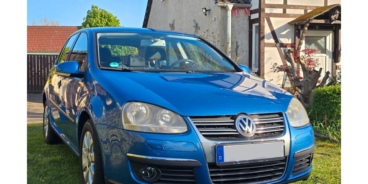 VW Golf 155.000 km 2.750 &euro; Dümmer 19073