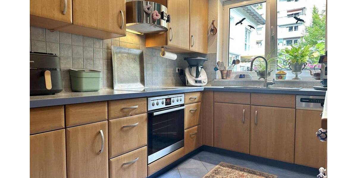 Einziehen und wohlfühlen! - 2 Familienhaus inkl. Garage - gesuchte Wohnlage 6 zimmer