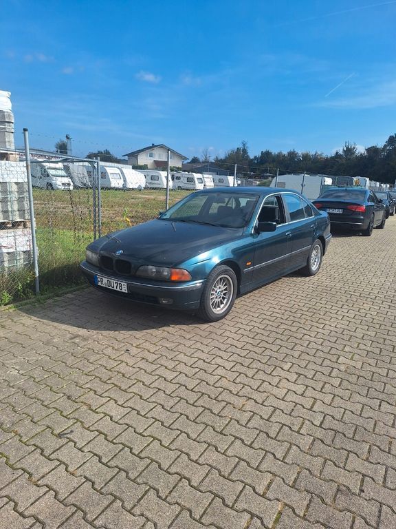 BMW 535 241.870 km 5.999 € Buggingen 79426