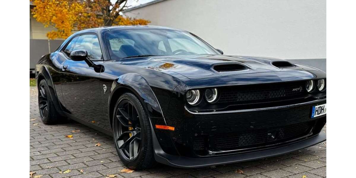 Dodge Challenger 4.200 km 94.999 &euro; Neresheim 73450