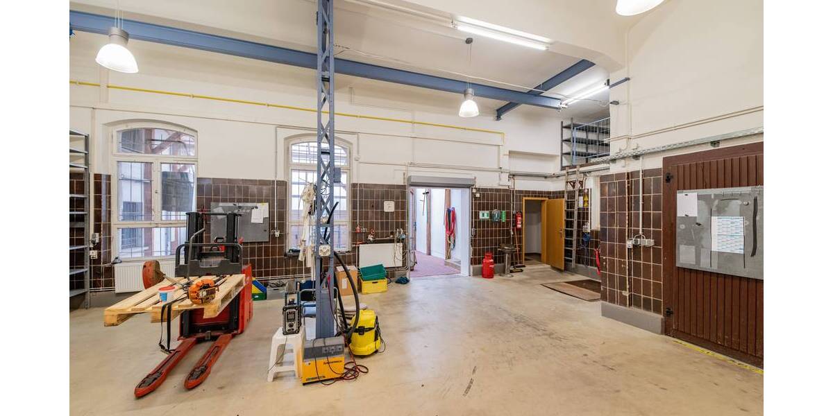 Gewerbeobjekt Eisenach Stockhausen - 8 Zimmer, 225 m&sup2;, 595.000&euro; | Angebot:19314936