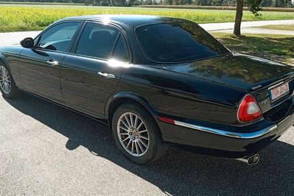 Jaguar XJ 202.000 km 2.950 € Roßbach 94439