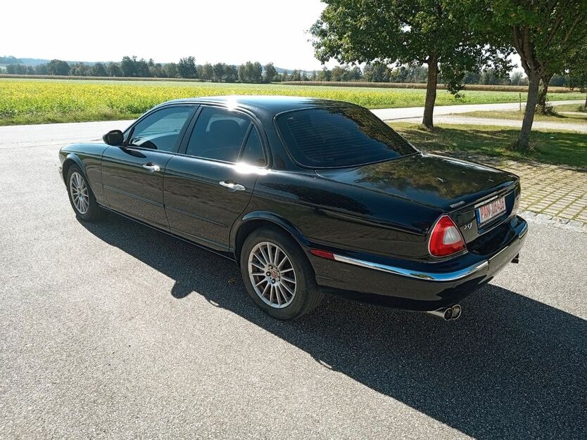 Jaguar XJ 202.000 km 2.950 € Roßbach 94439