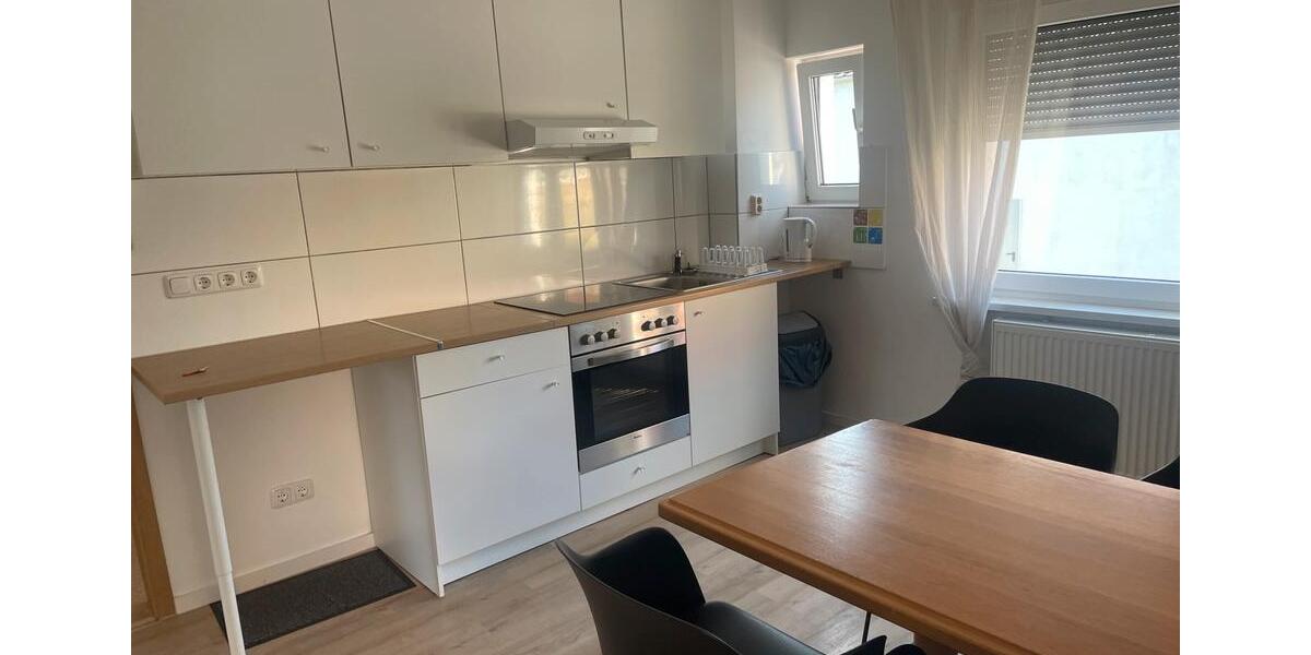 MehrfamilienhausNebengelassGarangenkomplex Süplingen zimmer