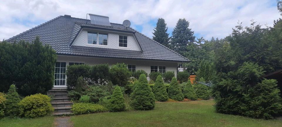 Einfamilienhaus Hitzacker (Elbe) - 7 Zimmer, 250 m&sup2;, 449.000&euro; | Angebot:25590969