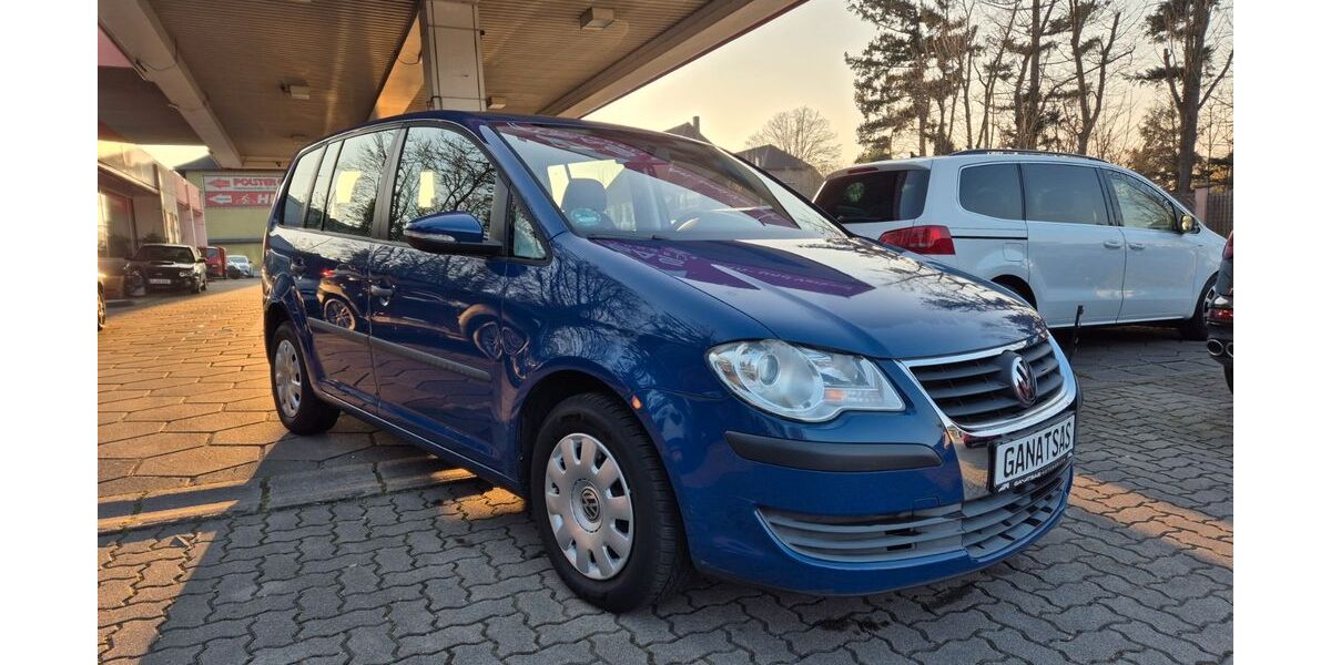 VW Touran 102.000 km 5.990 € Neumalsch 76316