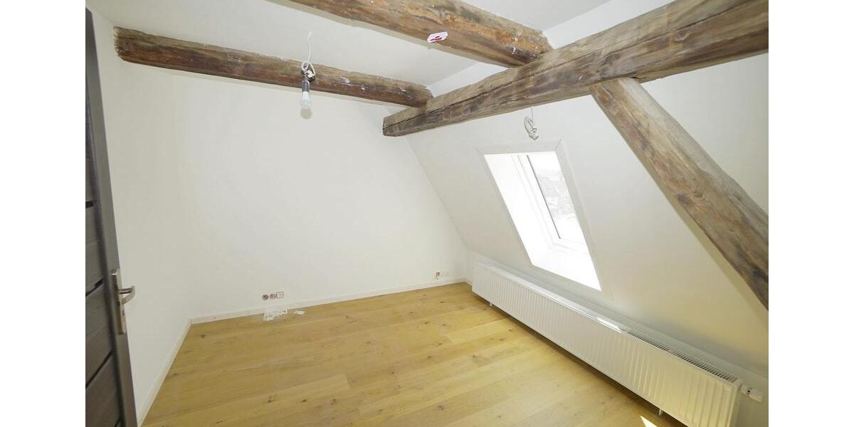Dachgeschoßwohnung Bisingen - 2 Zimmer, 45 m&sup2;, 500&euro; | Angebot:26670376