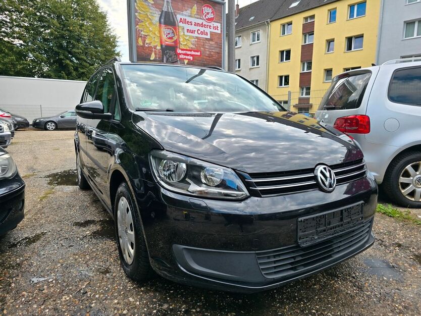 VW Touran 210.000 km 6.300 € Essen 45144