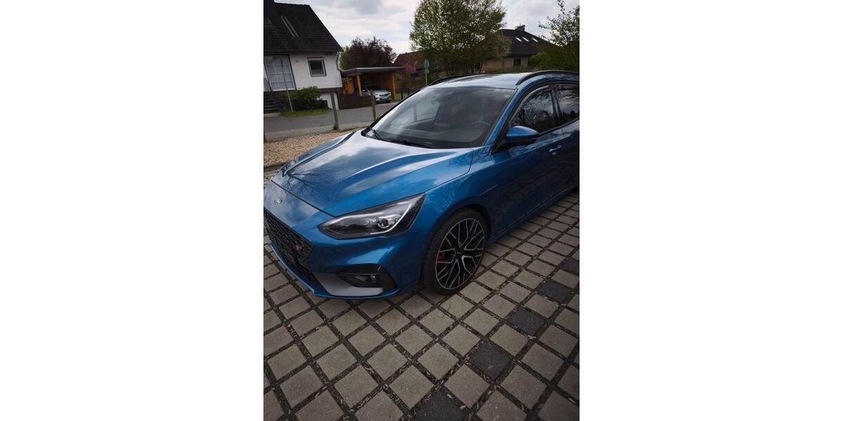 Ford Focus 76.500 km 22.800 &euro; Eicklingen 29358