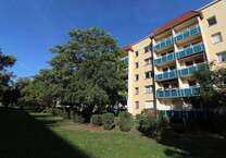 Wohnung zum Mieten in Halle (Saale) 322 € 49.45 m²