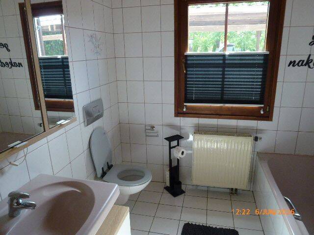Einfamilienhaus Bayerbach b. Ergoldsbach Mausham - 5 Zimmer, 120 m&sup2;, 1.250&euro; | Angebot:26879732