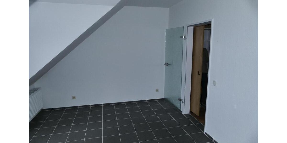 Dachgeschoßwohnung Plaidt - 2 Zimmer, 73 m&sup2;, 690&euro; | Angebot:26398064