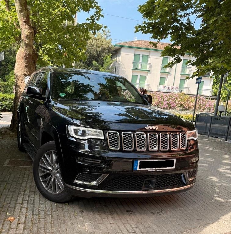 Jeep Grand Cherokee 137.626 km 14.900 € Andernach 56626