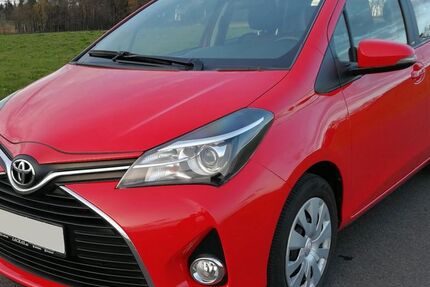 Toyota Yaris 58.260 km 10.490 &euro; Petersberg 36100
