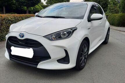 Toyota Yaris 42.000 km 15.990 &euro; Dortmund 44139