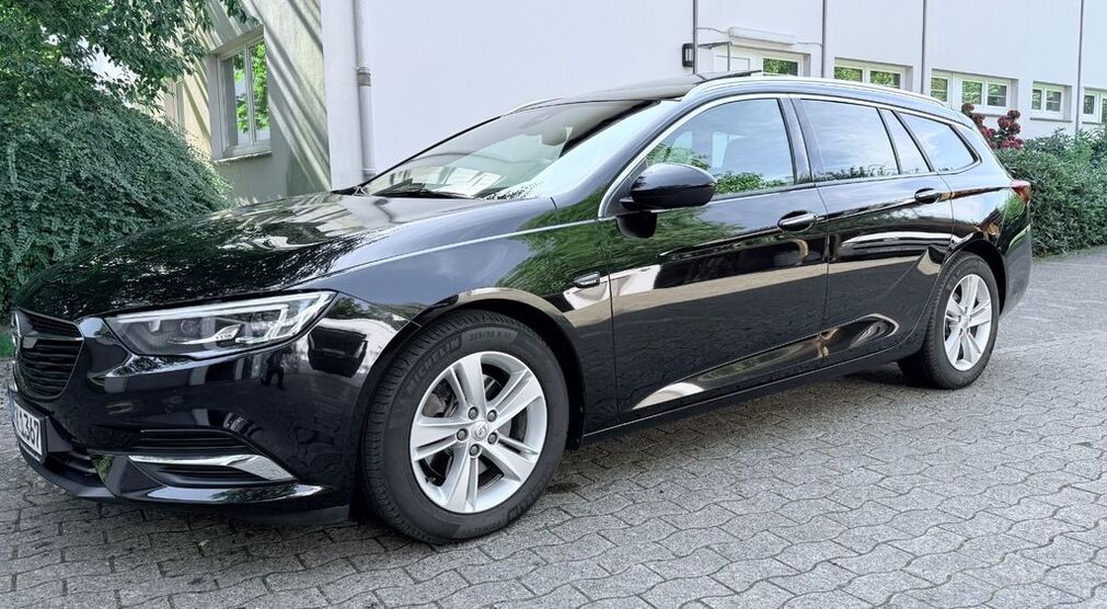 Opel Insignia 109.500 km 14.300 € Kirchdorf, LK Diepholz,Nds. 27245