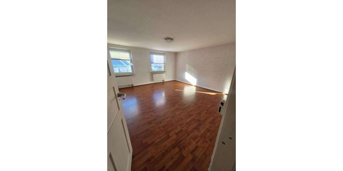 Einfamilienhaus Bad Buchau - 6.5 Zimmer, 208 m&sup2;, 374.000&euro; | Angebot:23765124