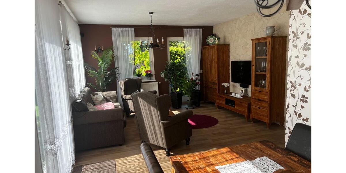 Einfamilienhaus Bernau bei Berlin - 7 Zimmer, 180 m&sup2;, 550.000&euro; | Angebot:26933007