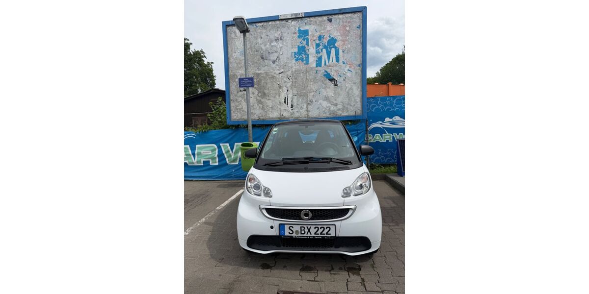 Smart ForTwo 124.000 km 5.700 &euro; Stuttgart 70376