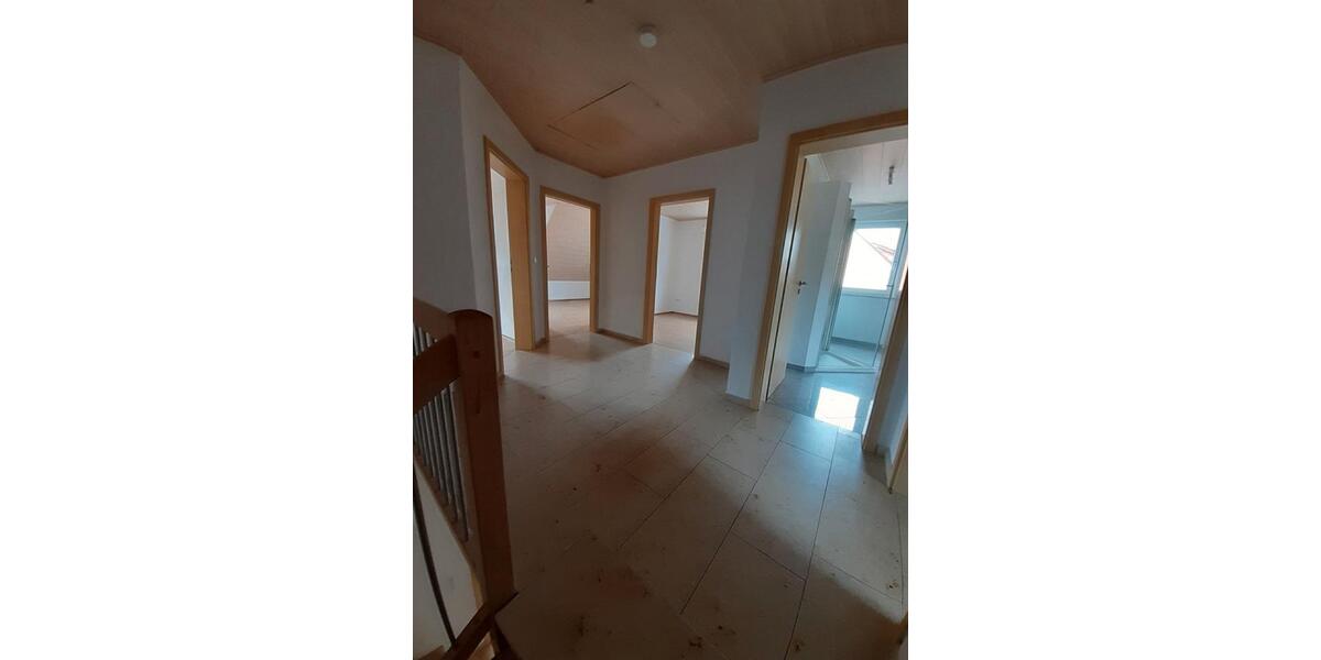 Erdgeschoßwohnung Weihenzell - 5 Zimmer, 145 m&sup2;, 1.050&euro; | Angebot:26394235