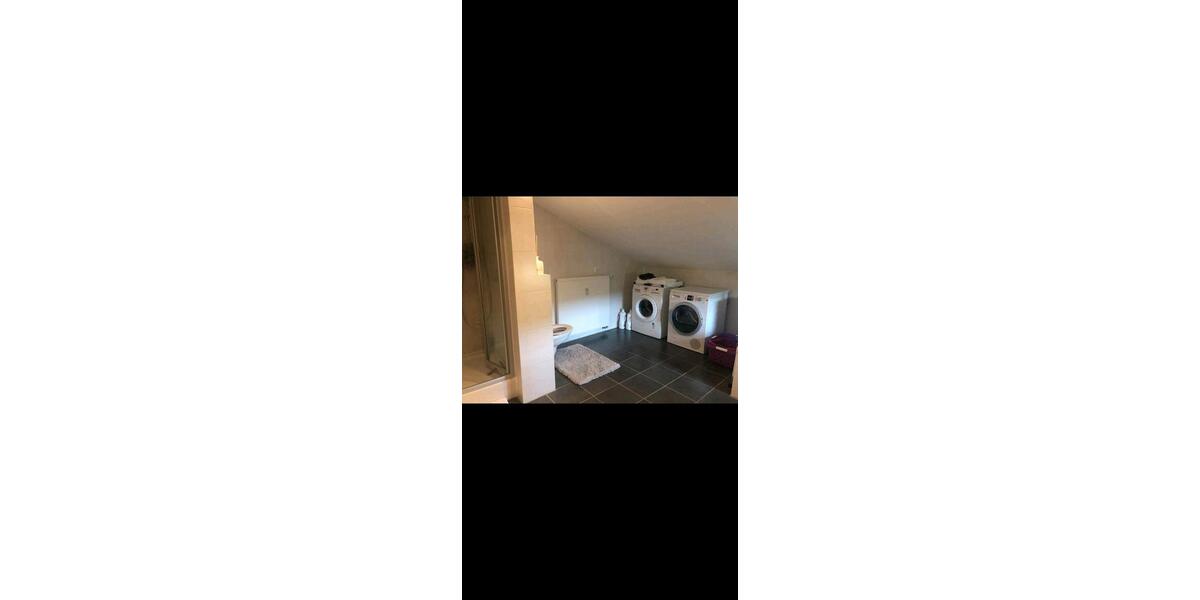 Etagenwohnung Tiefenbach - 3 Zimmer, 128 m&sup2;, 1.190&euro; | Angebot:26678760