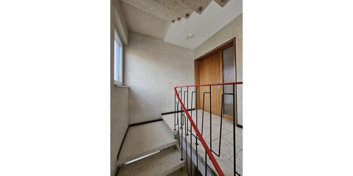 Etagenwohnung Ammerbuch - 5 Zimmer, 105 m&sup2;, 1.100&euro; | Angebot:25407180