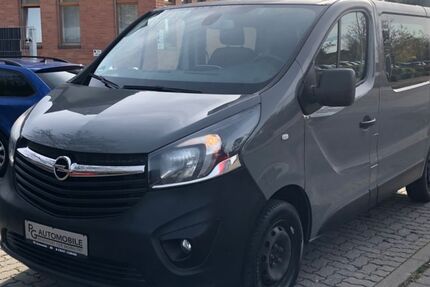 Opel Vivaro 187.500 km 10.990 € Braunschweig 38110