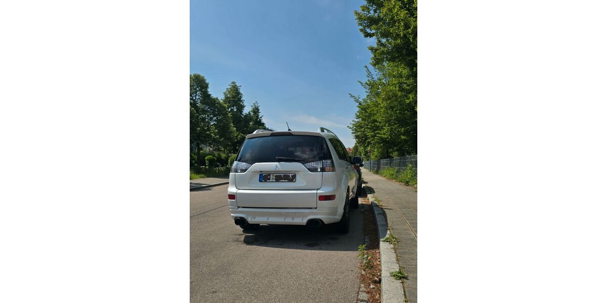Mitsubishi Outlander 272.000 km 6.700 &euro; Fürth 90765