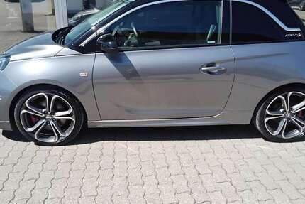 Opel Adam 162.000 km 7.990 &euro; Tuntenhausen 83104