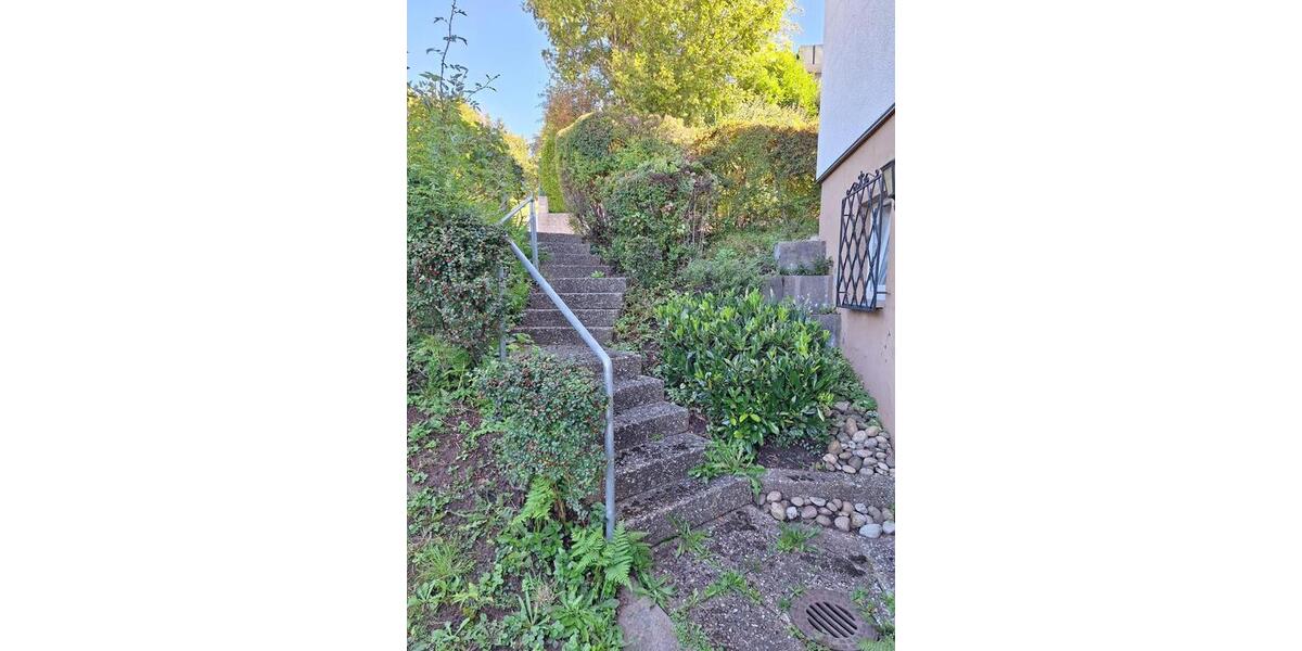 Einfamilienhaus Sankt Georgen im Schwarzwald - 7 Zimmer, 190 m&sup2;, 375.000&euro; | Angebot:26324759