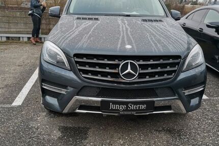 Mercedes-Benz ML 350 203.000 km 21.000 &euro; Neumuenster 24534